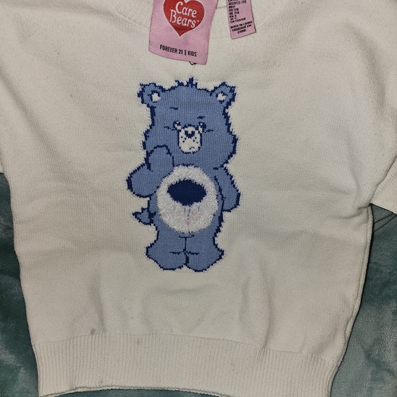 Forever 21 Kids White Sweater with Blue Care Bear Design Grumpy Bear - Picture 3 of 14